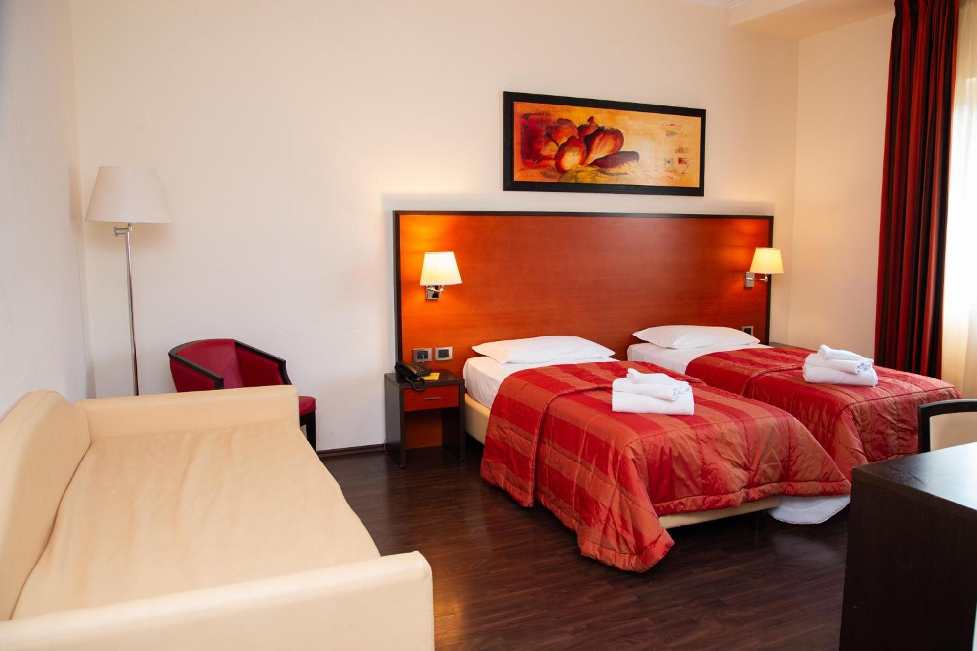 Gullo Hotel Acconia Zewnętrze zdjęcie