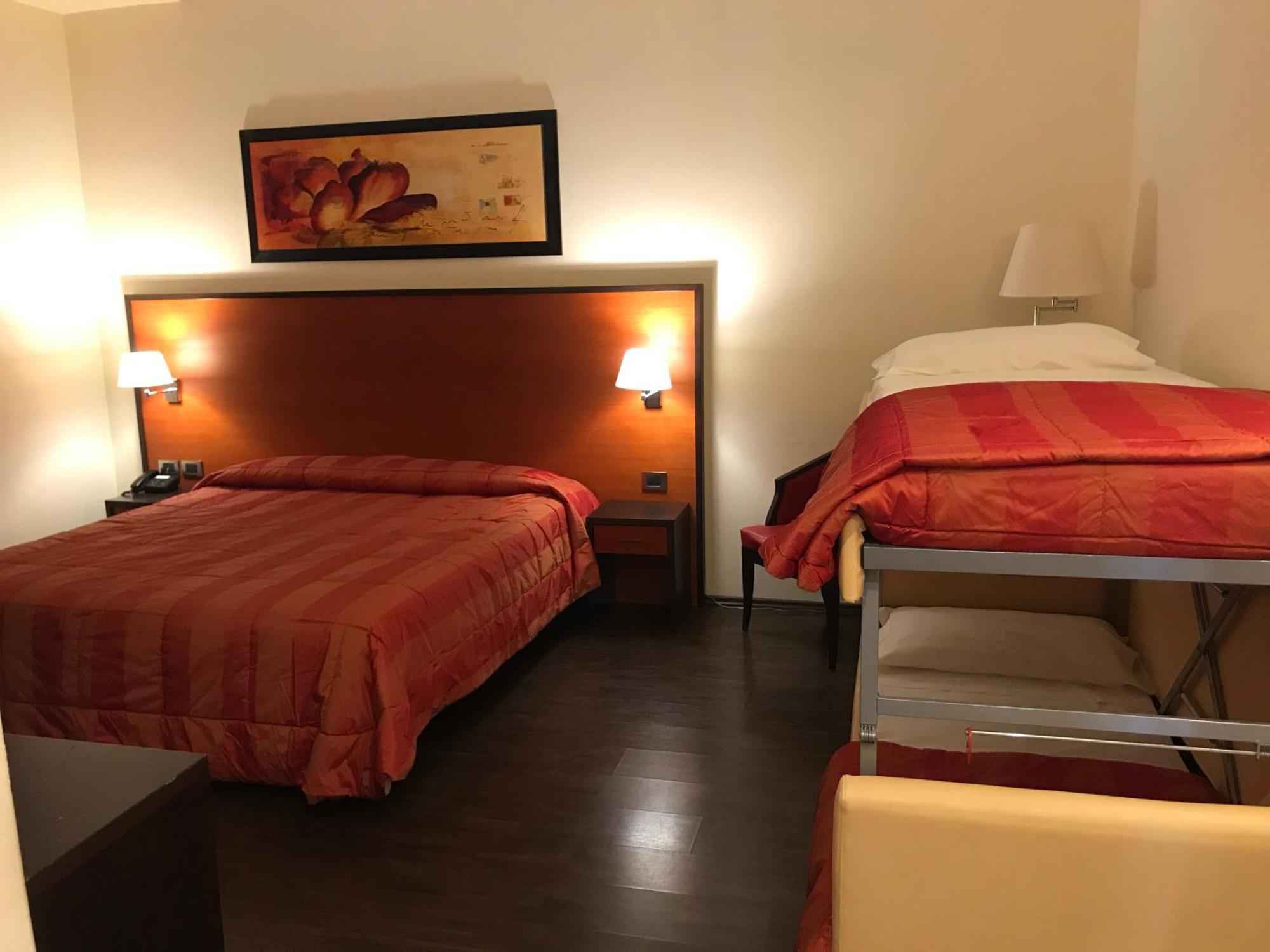 Gullo Hotel Acconia Zewnętrze zdjęcie