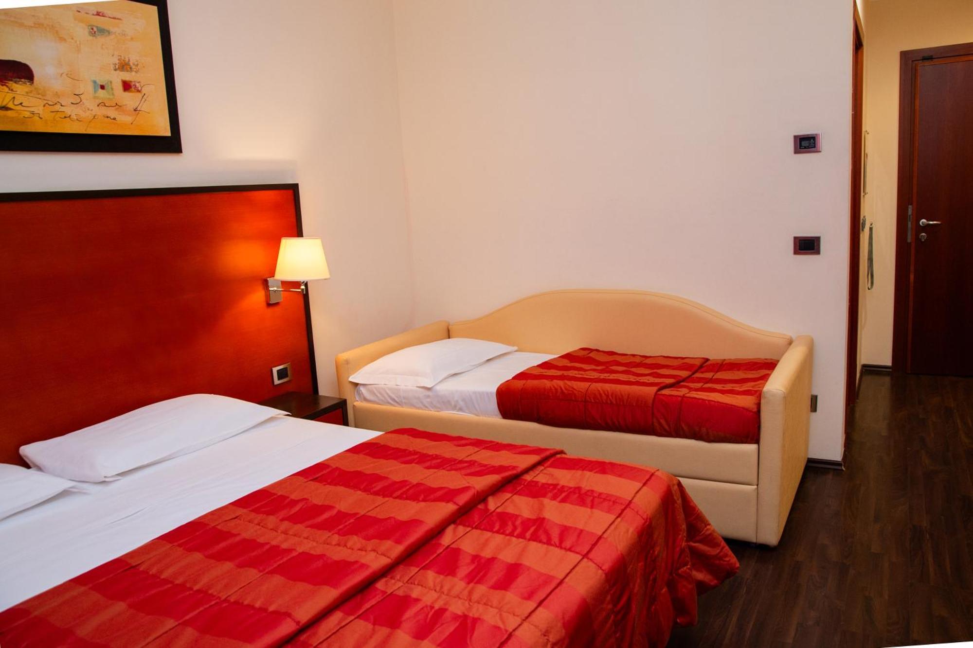 Gullo Hotel Acconia Zewnętrze zdjęcie